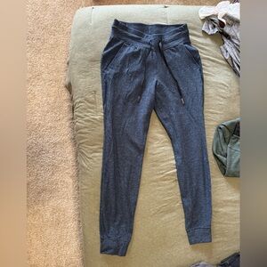 Lululemon- Ready to Rulu